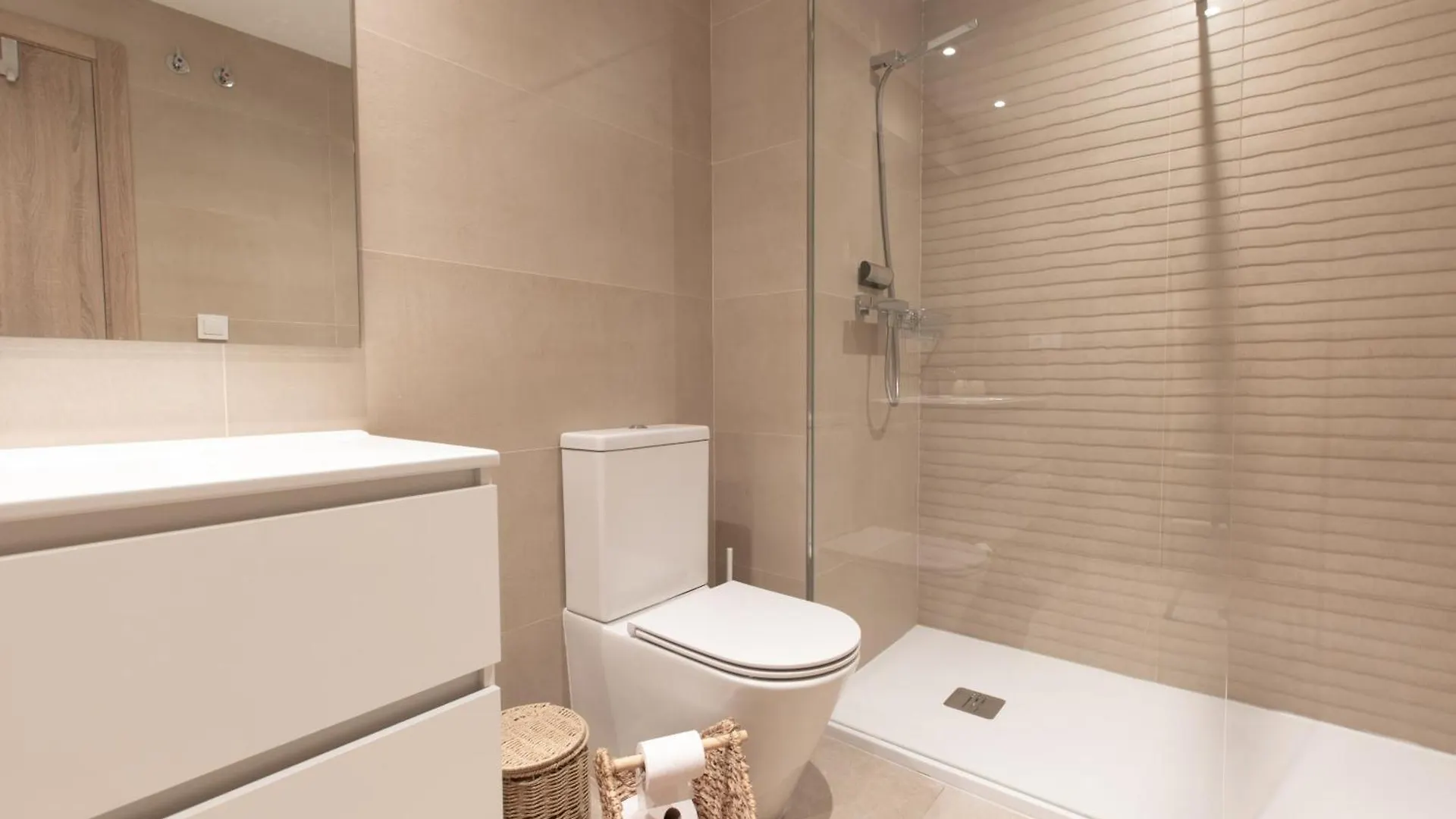Chic 3Br Haven - Luxury Ground Floor - La Cala Golf Apartment La Cala De Mijas 0*,  Spain