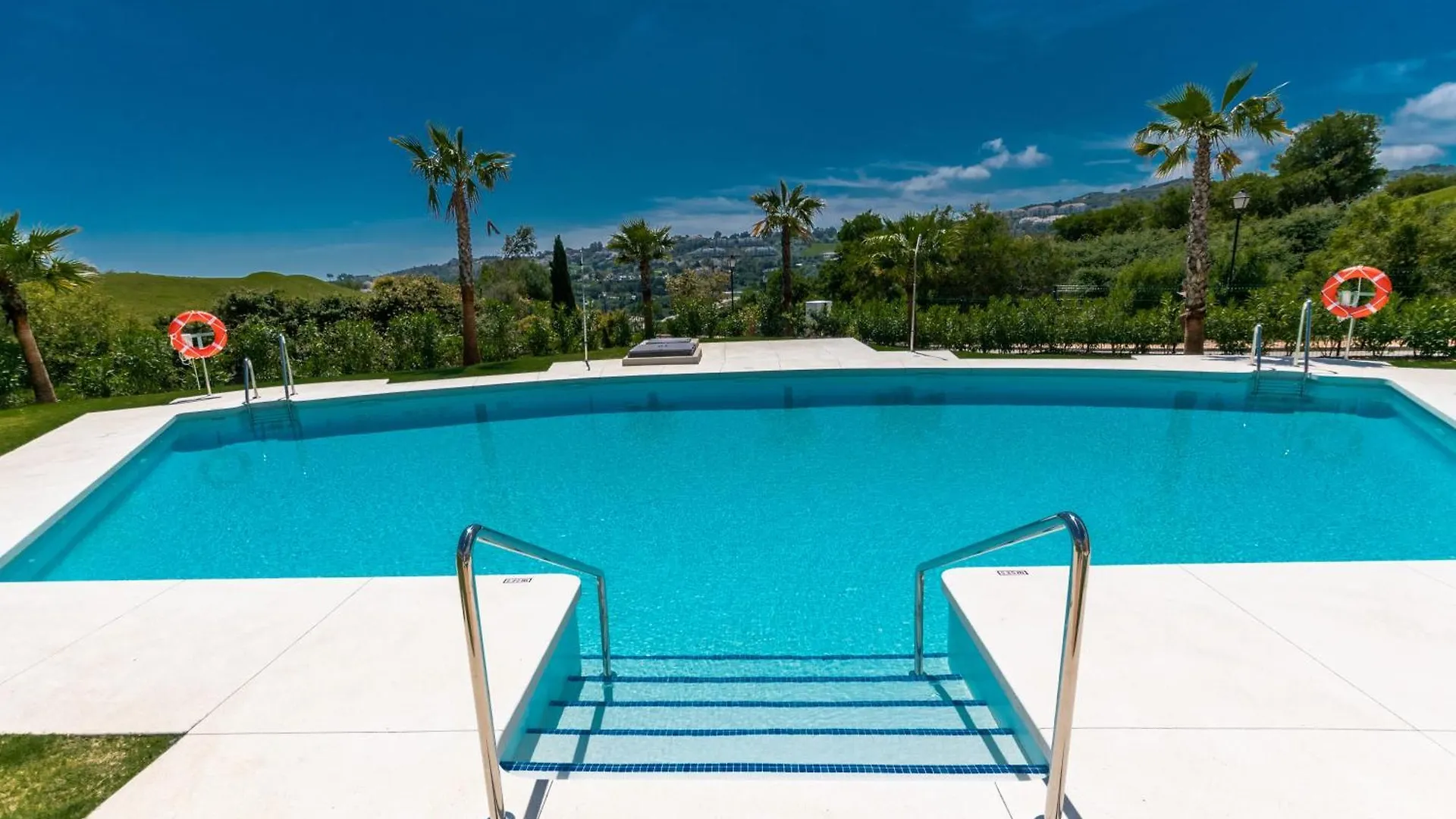 Chic 3Br Haven - Luxury Ground Floor - La Cala Golf Daire La Cala De Mijas